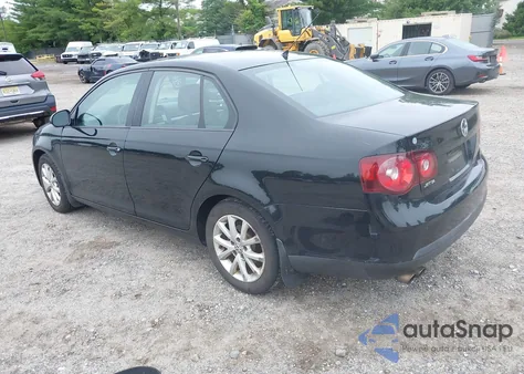 2010 Volkswagen Jetta Limited Edition из США, поврежденный, VIN 3VWRZ7AJ0AM105047